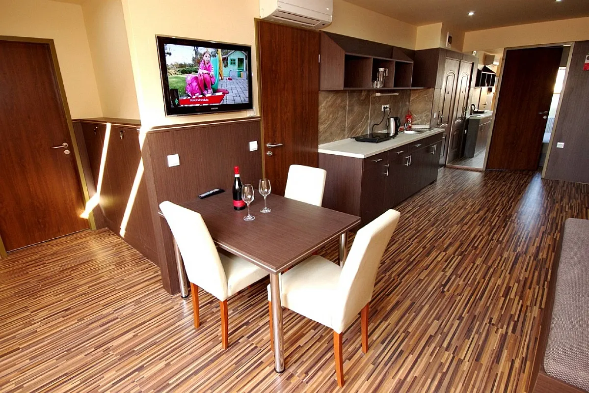 Corvin Hotel Gyula