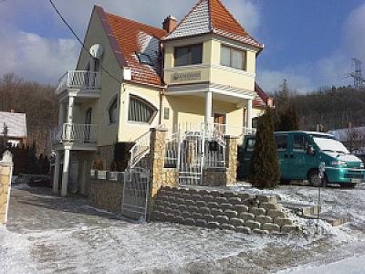 Tornyos Vendégház Eplény