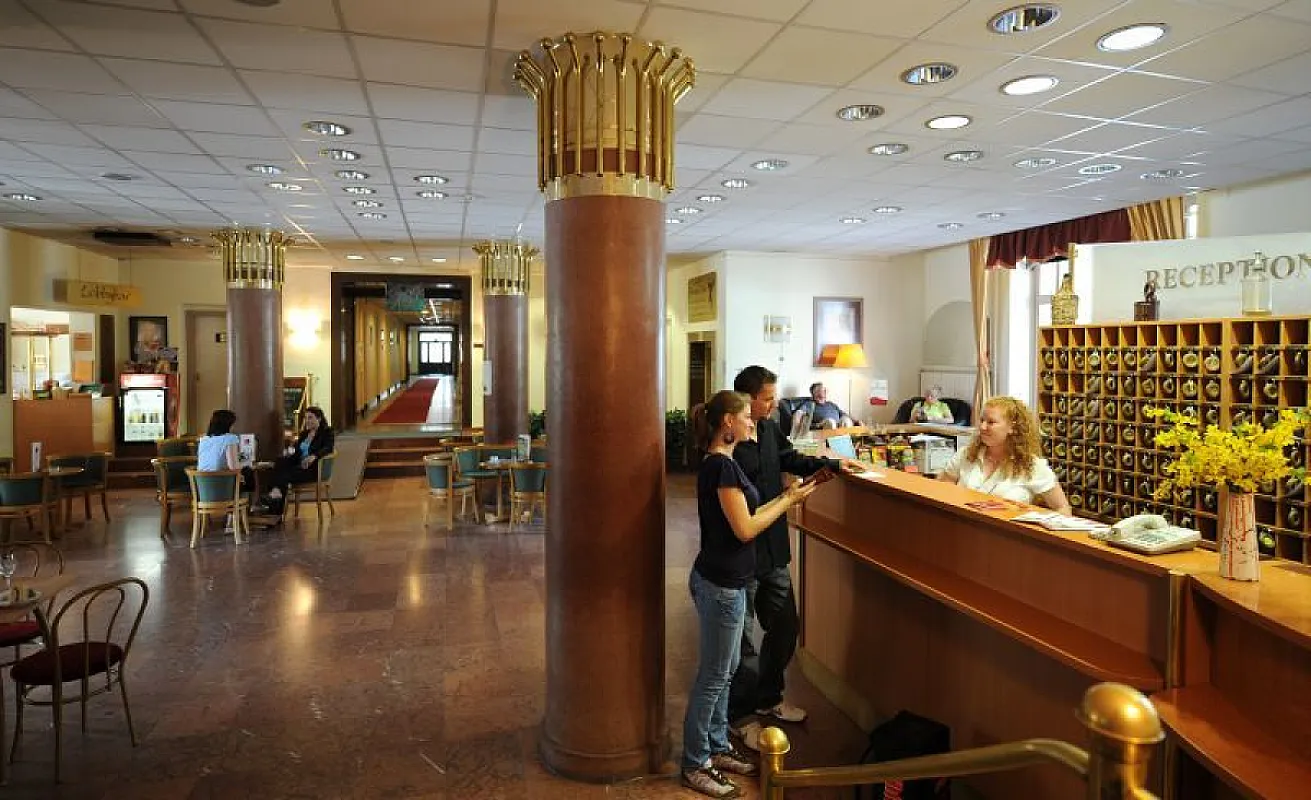 Hunguest Hotel Platánus Budapest