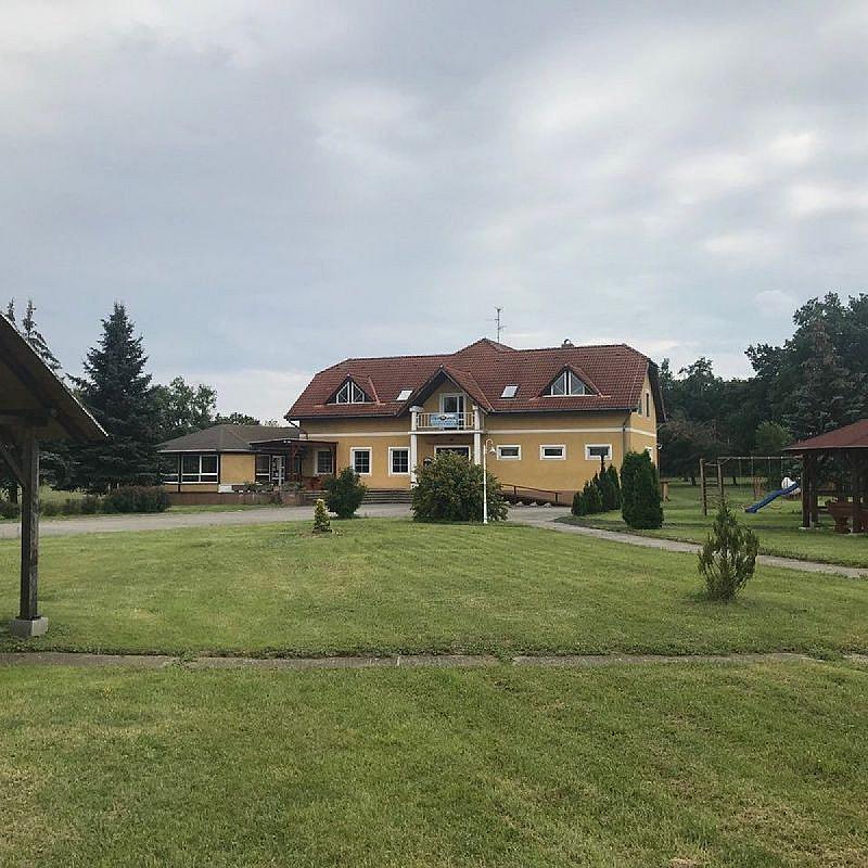 Tó Panzió Bajánsenye