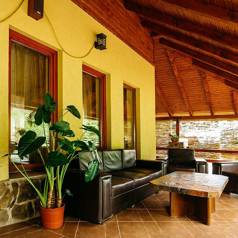 Anna Panzió Borzont