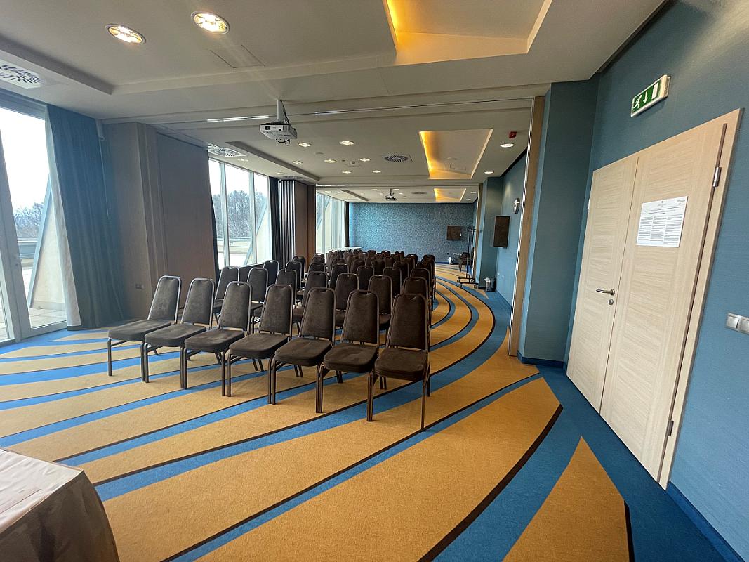 Opalit terembérlés