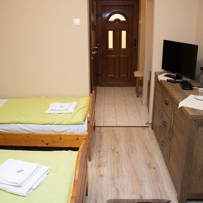 Aranykorona Hotel - Történelmi Étterem és Látványpince Miskolc