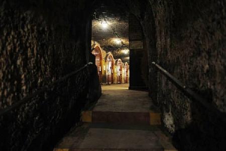 Aranykorona Hotel - Történelmi Étterem és Látványpince Miskolc