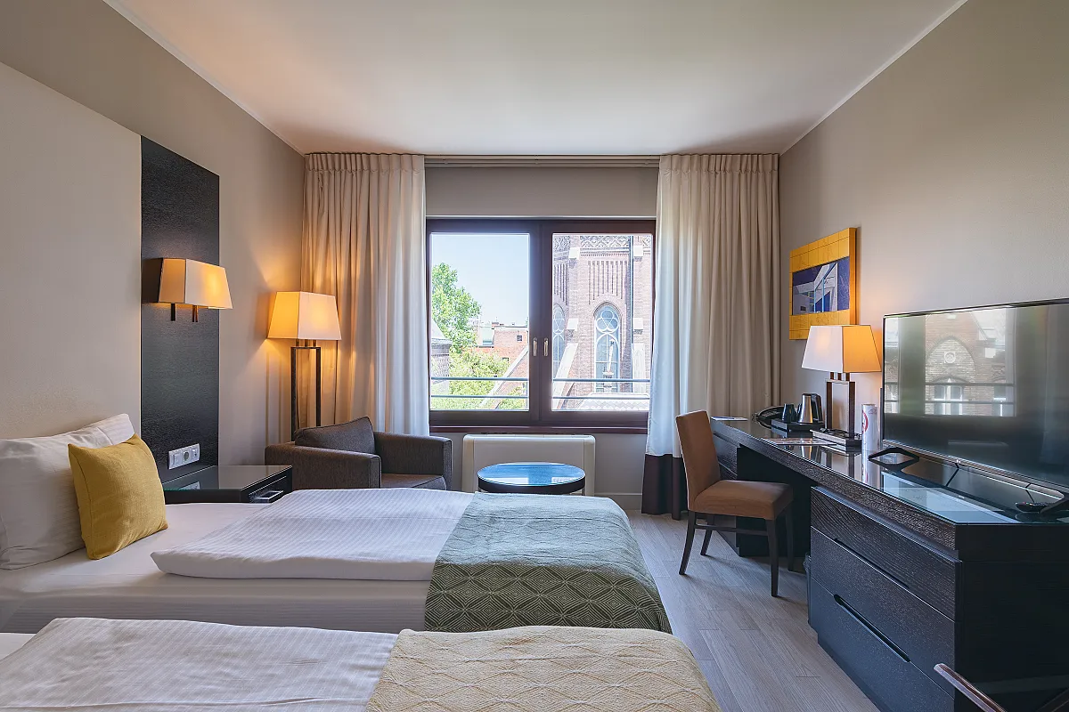Lion's Garden Hotel