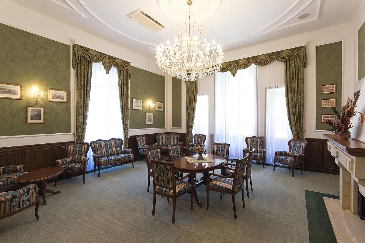 Kastélyhotel Sasvár Resort Parádsasvár