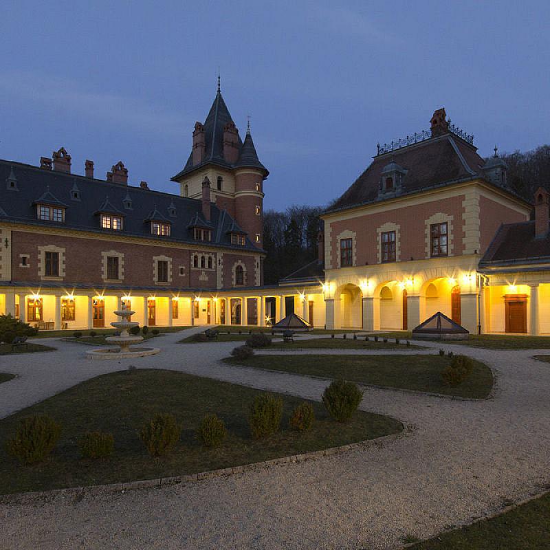 Kastélyhotel Sasvár Resort Parádsasvár