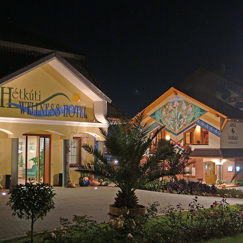 Hétkúti Wellness Hotel Mór