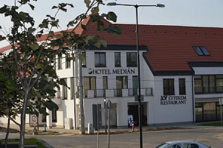 Hotel Median Hajdúnánás