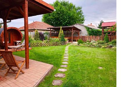 Ülőbika Vendégház Jászszentandrás