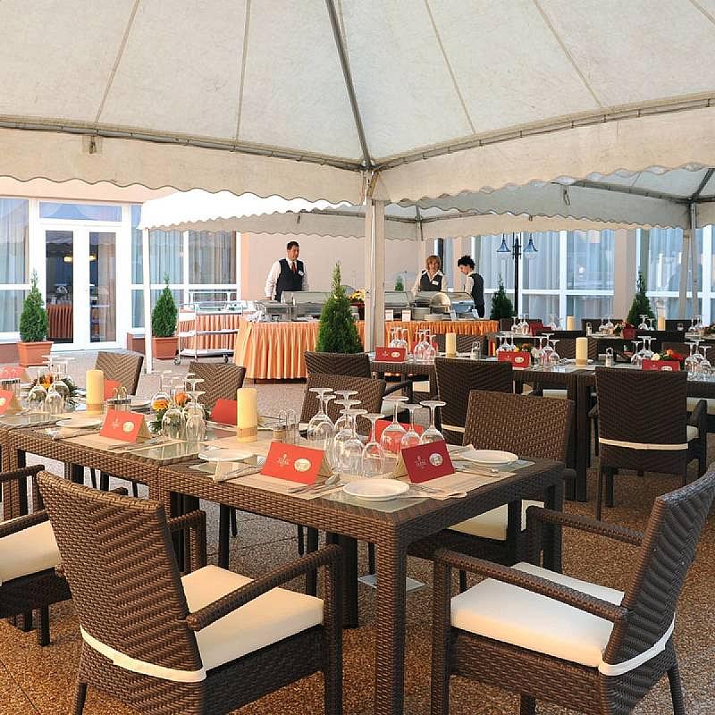 Hunguest Hotel Flóra Eger