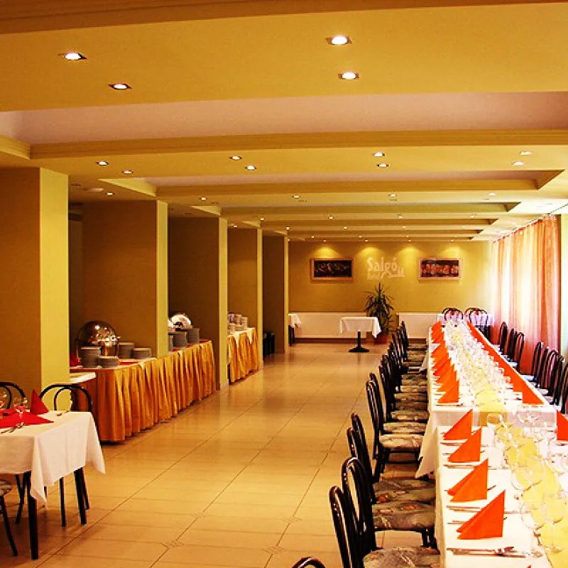 Salgó Hotel Salgótarján