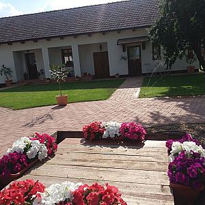 Tóth Vendégház Újfehértó