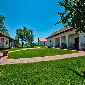 Tóth Vendégház Újfehértó