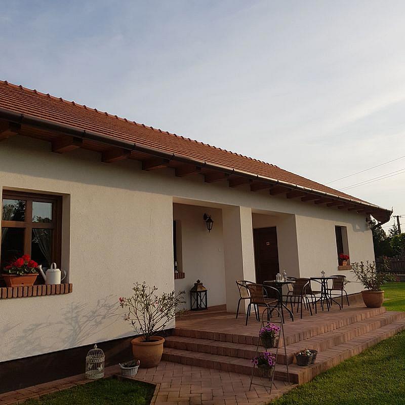 Tóth Vendégház Újfehértó