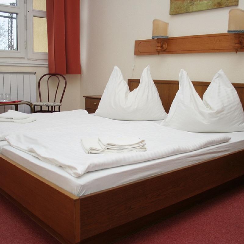 Hotel Família Zamárdi