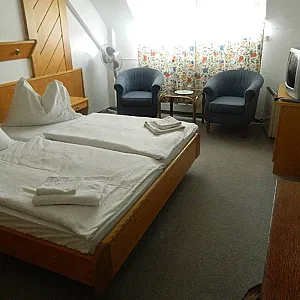 Hotel Família Zamárdi