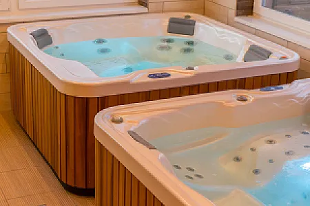 Sáppusztai Pálinka és Wellness Panzió Damak