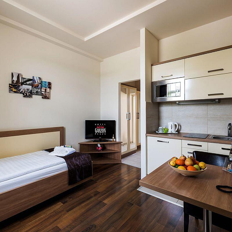 Hotel Garzon Plaza Győr