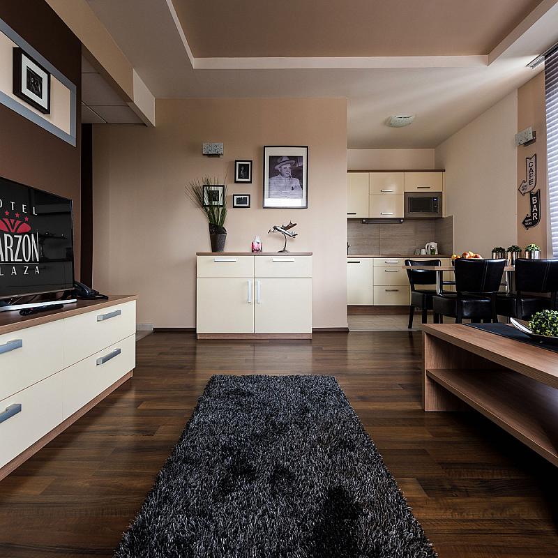 Hotel Garzon Plaza Győr