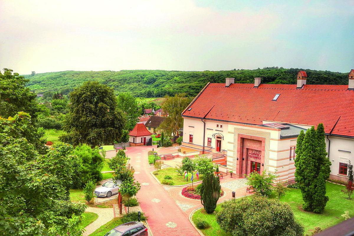 Hotel Vécsecity Hernádvécse