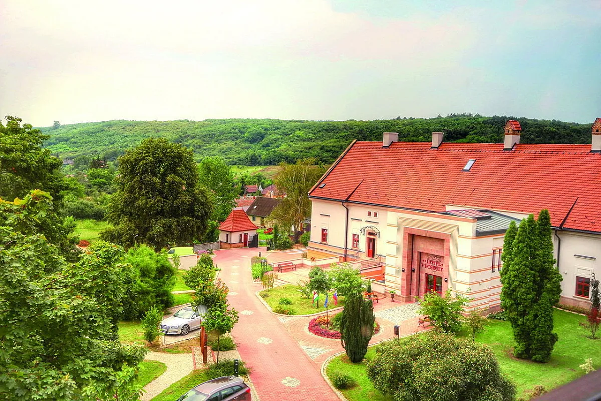 Hotel Vécsecity Hernádvécse