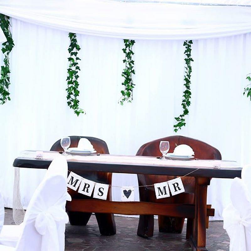 Camelot Club Hotel és Étterem Vác