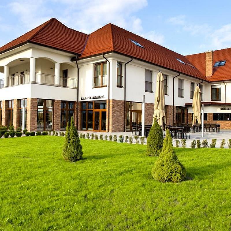 Family Hotel Balástya