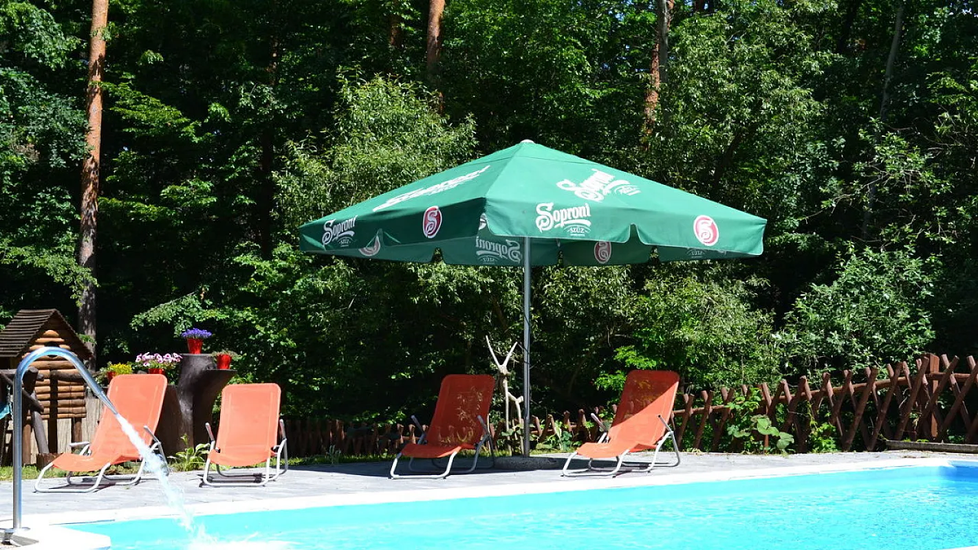 Ezüstfenyő Hotel