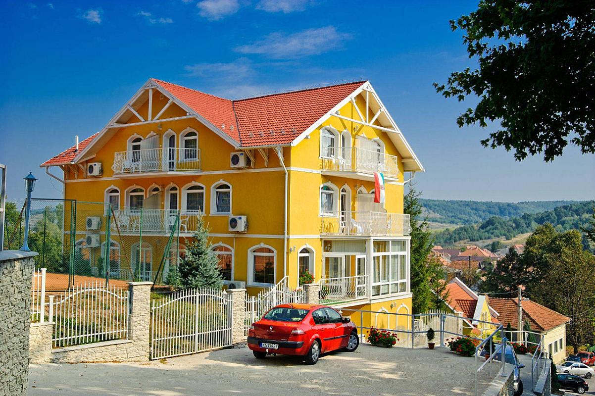 Hotel Experience Élmény és Wellness Szálloda Dédestapolcsány