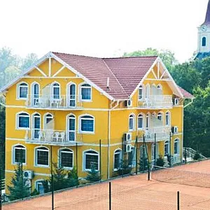 Hotel Experience Élmény és Wellness Szálloda Dédestapolcsány