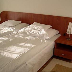 Hotel Pontis Biatorbágy