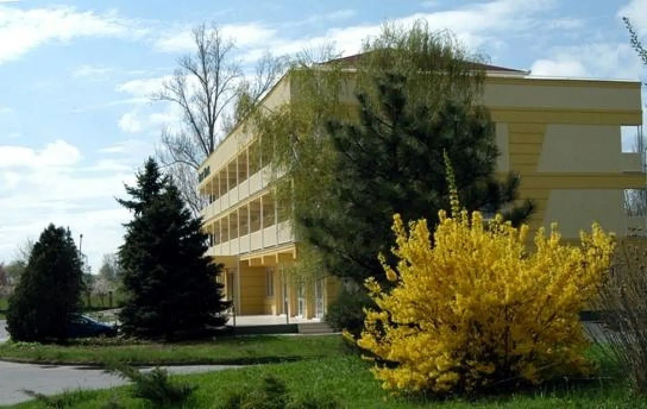 Liget Hotel Szolnok