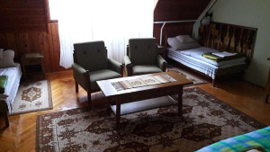 Királykúti Vendégház Nemeshany