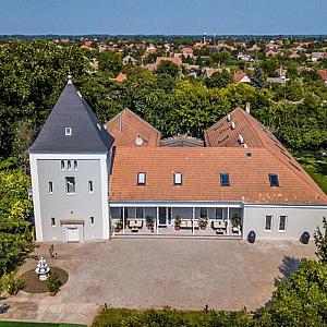 Herczeg Udvarház Poroszló