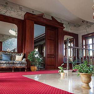 Vörös Kastély Kastélyszálló Kunbaracs