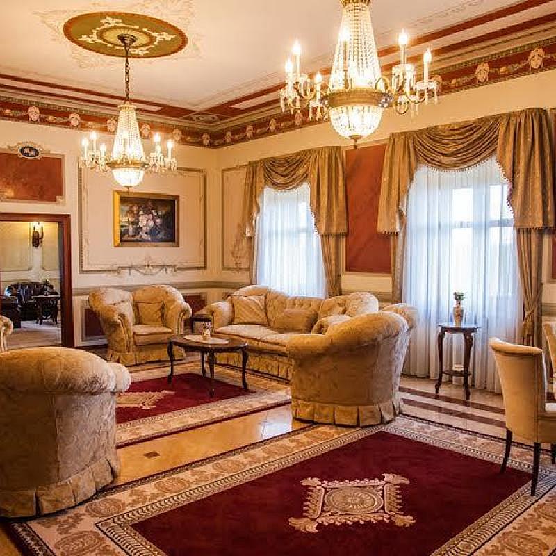 Vörös Kastély Kastélyszálló Kunbaracs