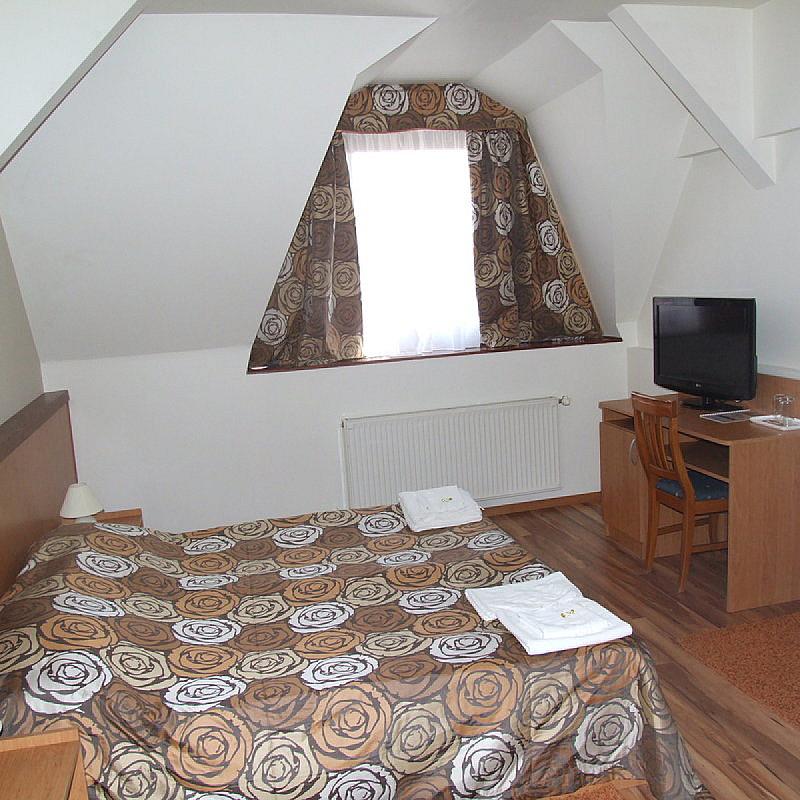 Rákóczi Szálloda Étterem és Kávézó Sárospatak