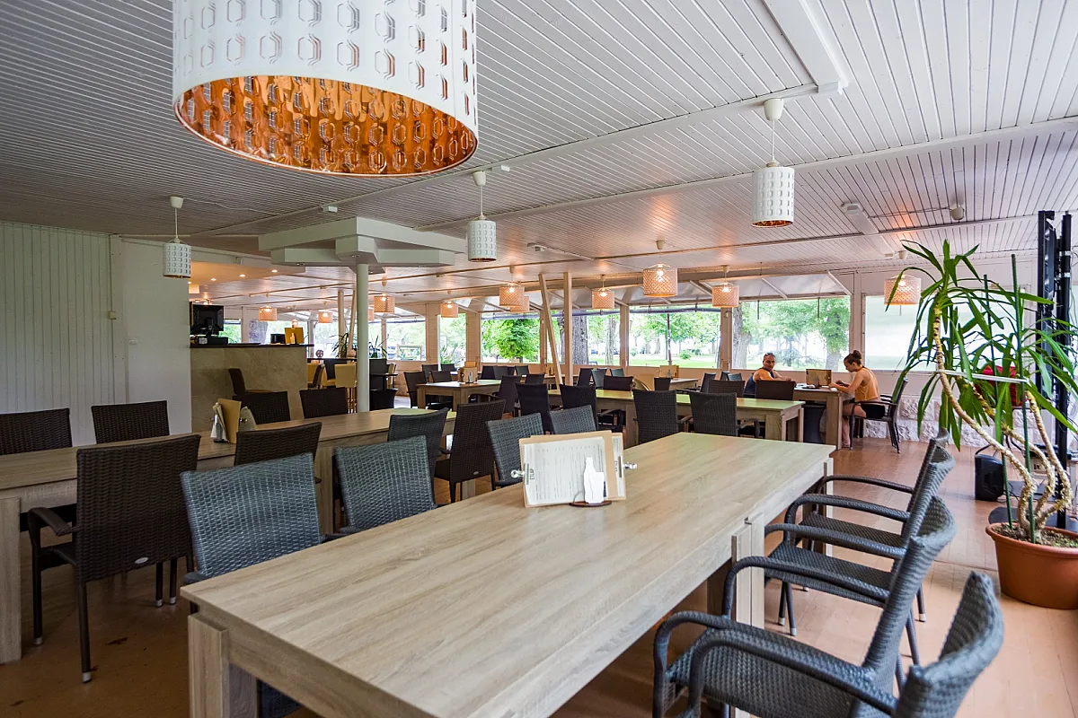 CE Napfény Hotel Siófok
