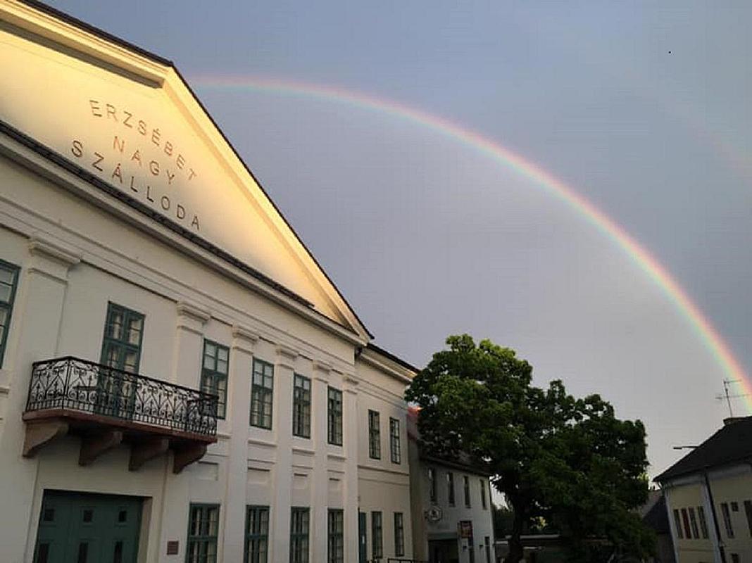 Erzsébet Nagy Szálloda Paks