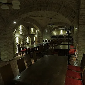 Merlot Borhotel és Látványpince