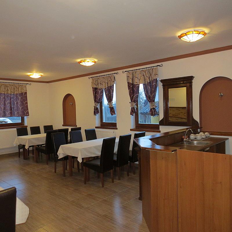 Merlot Borhotel és Látványpince Edelény