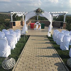 Merlot Borhotel és Látványpince Edelény