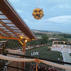 Merlot Borhotel és Látványpince Edelény