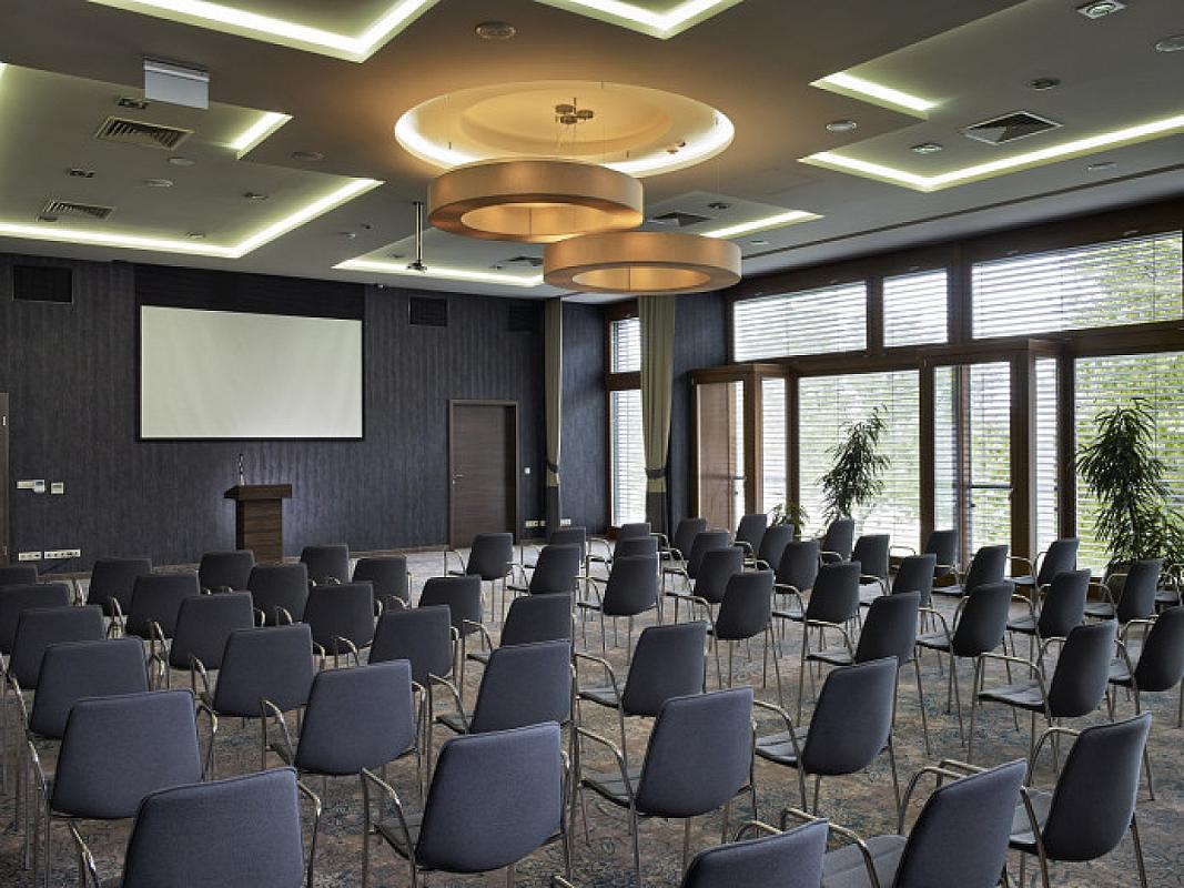 Barack Thermal Resort