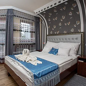 Illés Hotel és Stüszi Vadász Étterem Szeged