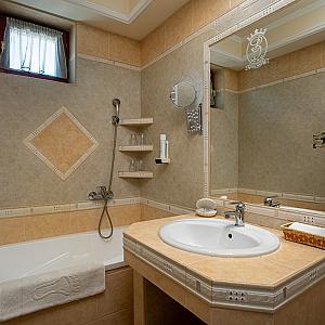 Illés Hotel és Stüszi Vadász Étterem Szeged