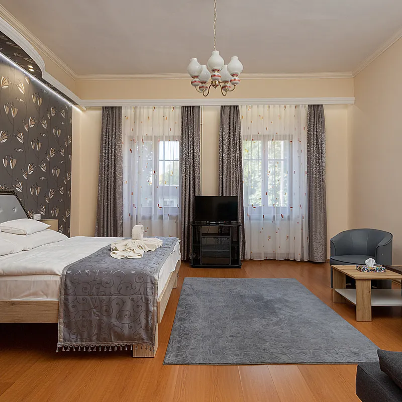 Illés Hotel és Stüszi Vadász Étterem Szeged