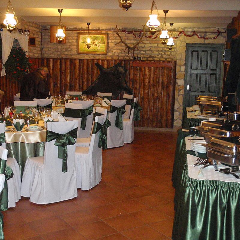 Illés Hotel és Stüszi Vadász Étterem Szeged