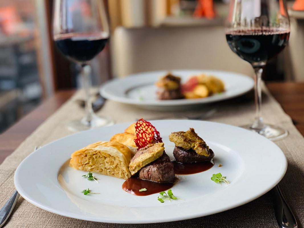 Barack Thermal Resort